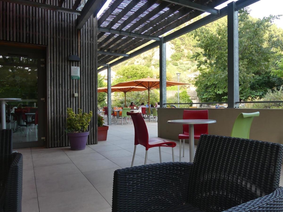 La Fontaine D'Annibal Hotel Buis-les-Baronnies Exterior photo
